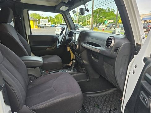 Used 2013 Jeep Wrangler Sport AWD/4WD image 11