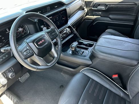 Used 2025 GMC Sierra 1500 AT4X AWD/4WD image 10