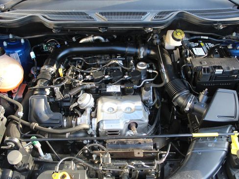 Used 2020 Ford EcoSport S image 10