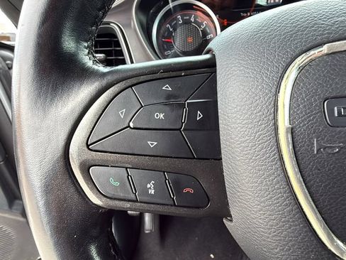Used 2020 Dodge Challenger SXT RWD image 17