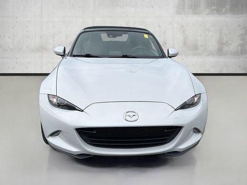 Used 2016 MAZDA MX-5 Miata Grand Touring image 2