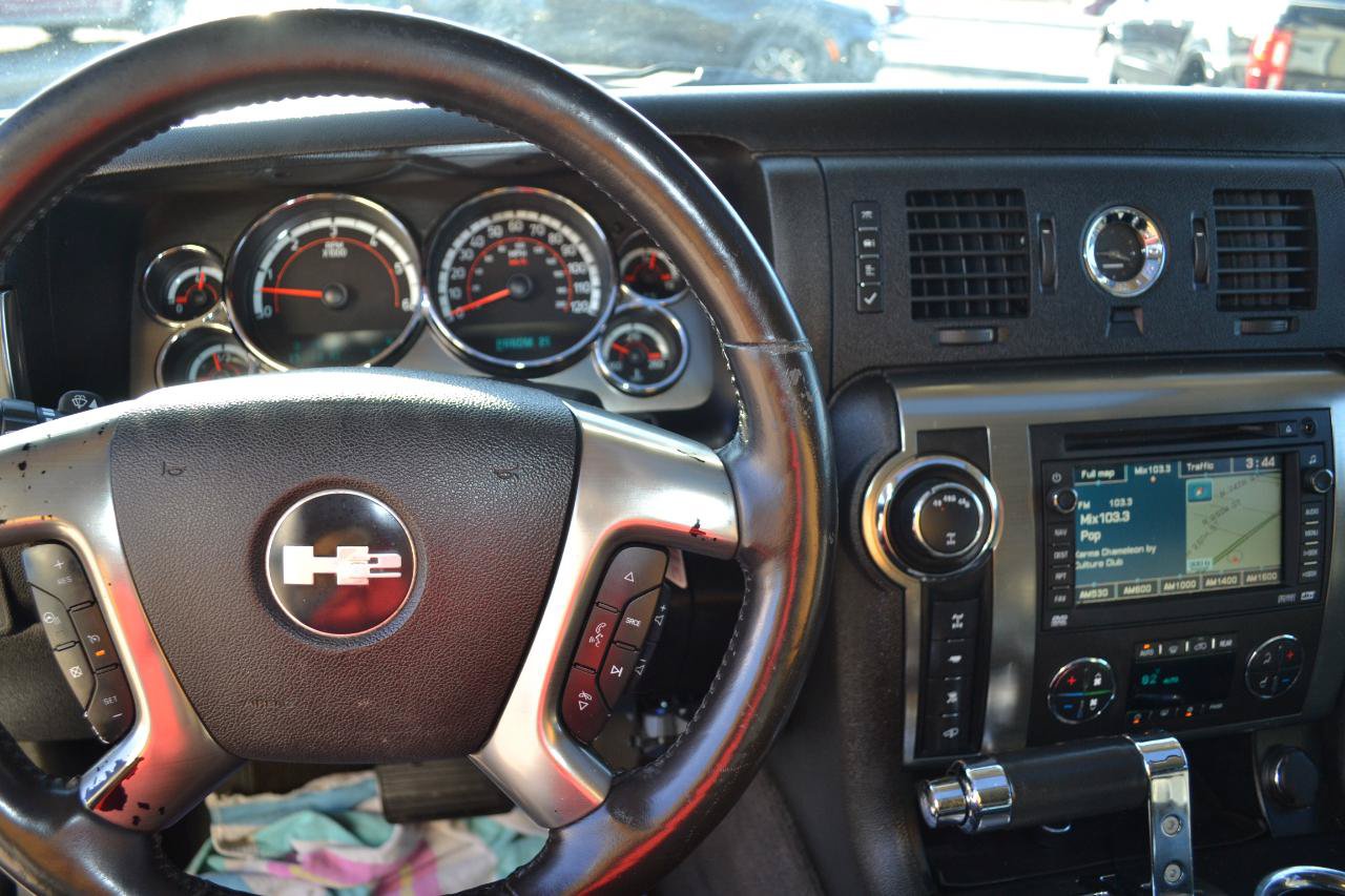 Used 2009 HUMMER H2 Luxury AWD/4WD image 15