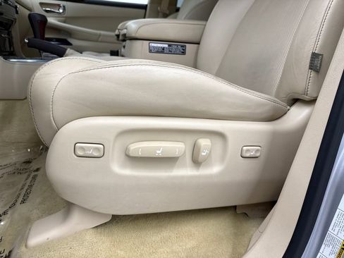 Used 2013 Lexus LX 570 4WD image 15