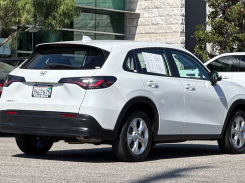 Certified 2024 Honda HR-V LX image 4