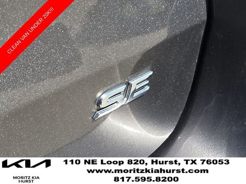 Used 2017 Toyota Sienna SE FWD image 16