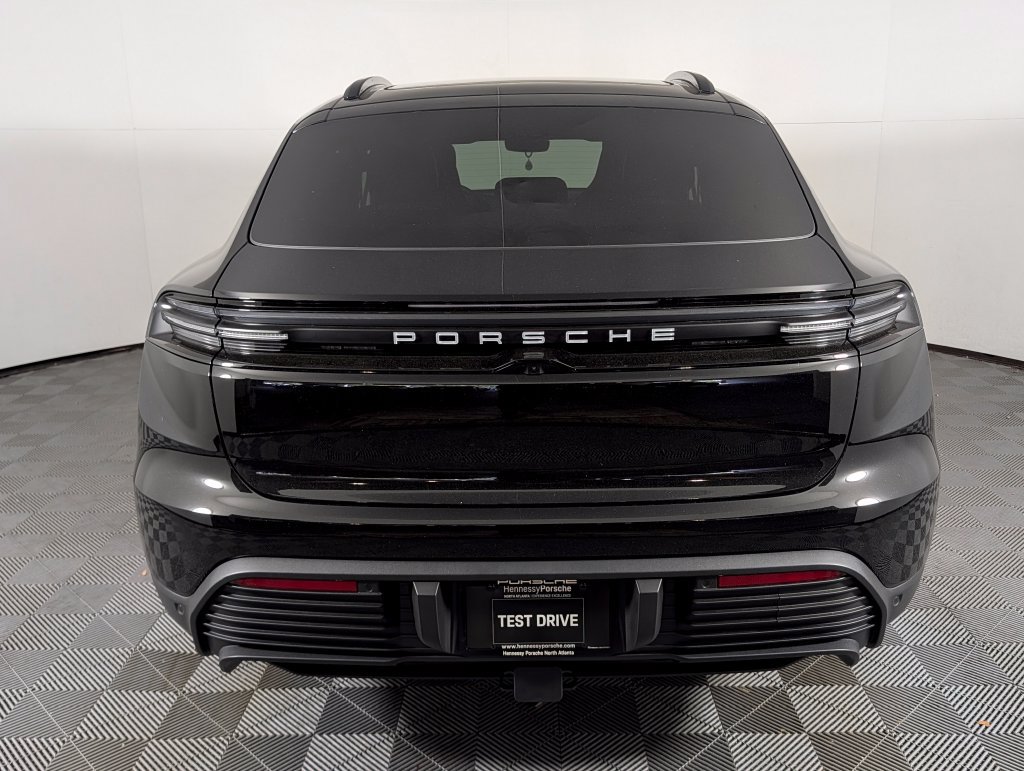 New 2026 Porsche Macan 4S Electric AWD/4WD image 5