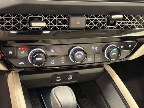 Used 2024 Honda Accord Touring image 26