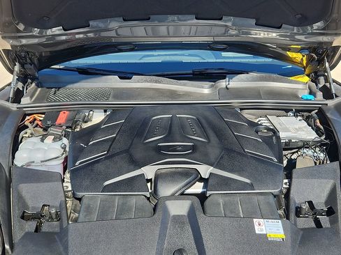 Certified 2024 Porsche Cayenne image 28