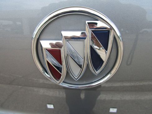 Used 2023 Buick Envision Essence AWD/4WD image 12