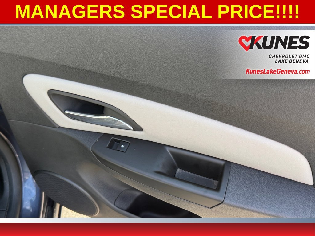 Used 2013 Chevrolet Cruze LS FWD image 29