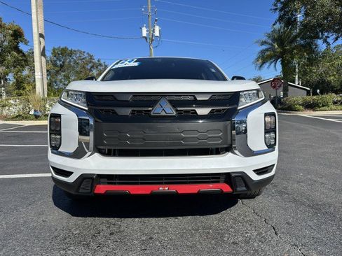 Used 2024 Mitsubishi Outlander Sport LE image 10