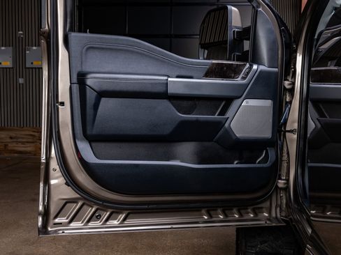 Used 2023 Ford F250 Lariat w/ Lariat Ultimate Package image 35