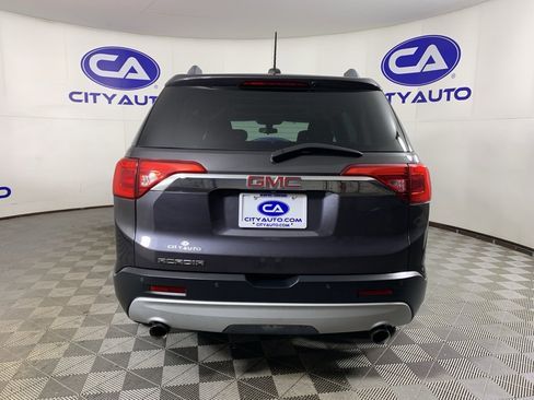 Used 2017 GMC Acadia SLE w/ Driver Alert Package I image 4