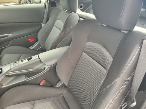 Certified 2025 Nissan Z Sport w/ Floor Mat Package image 13