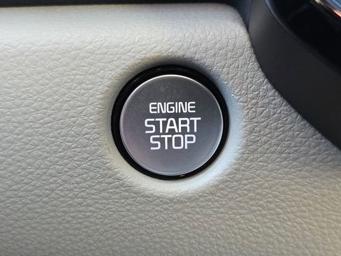 New 2026 Kia Carnival SX Prestige image 30