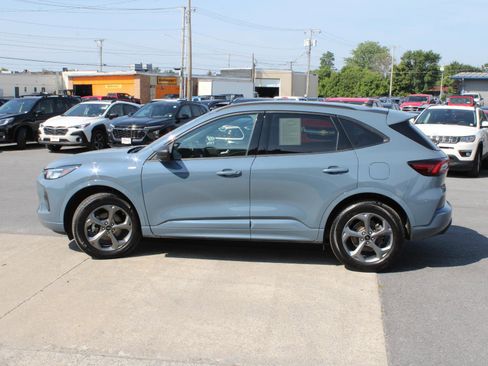 Used 2024 Ford Escape ST-Line w/ Tech Pack #1 image 8