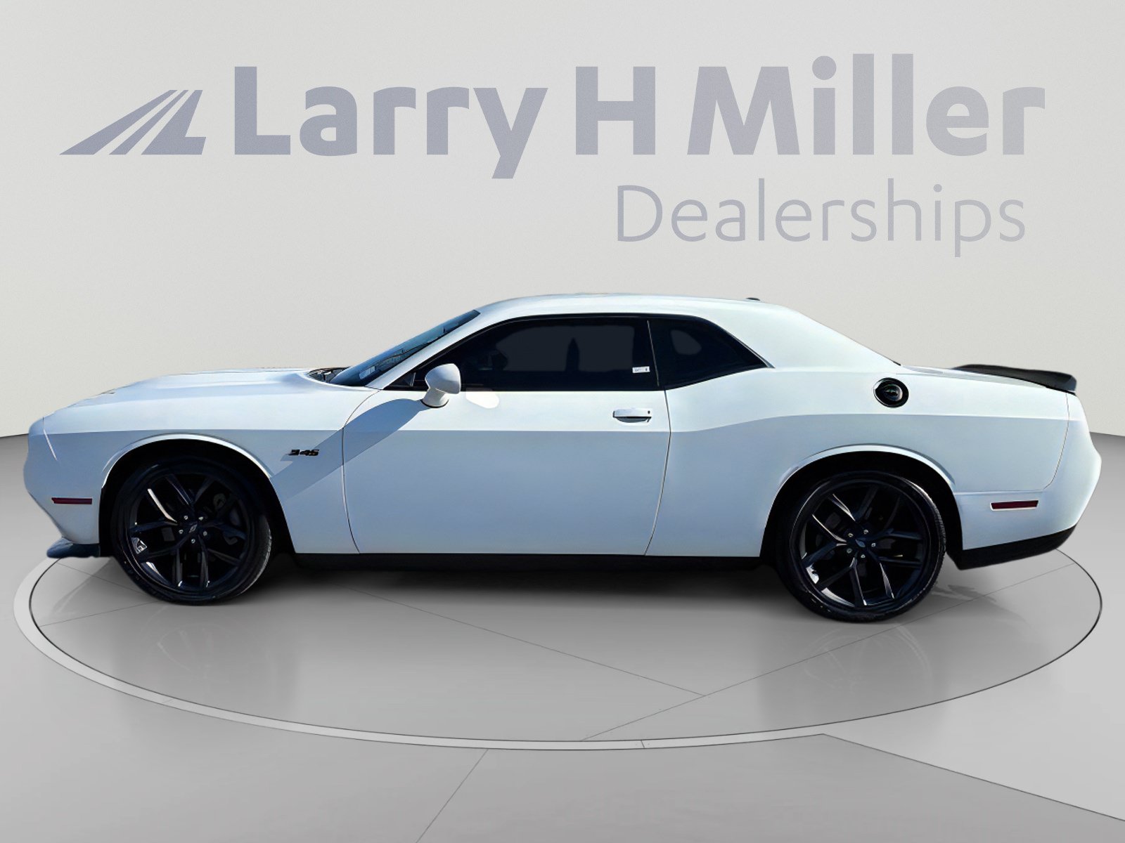 Used 2023 Dodge Challenger R/T w/ Blacktop Package RWD image 3