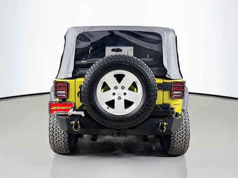 Used 2007 Jeep Wrangler Sahara w/ Dual Top Group image 6