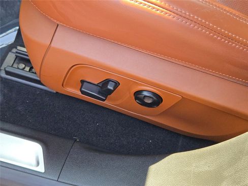 Used 2019 Maserati Levante GranLusso image 25