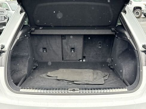 Used 2024 Audi Q3 2.0T Premium AWD/4WD image 11