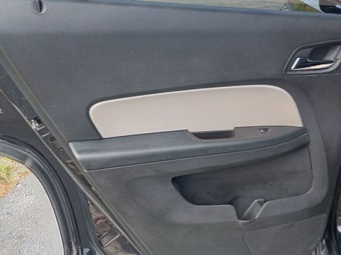 Used 2017 GMC Terrain SLE w/ Convenience Package image 16