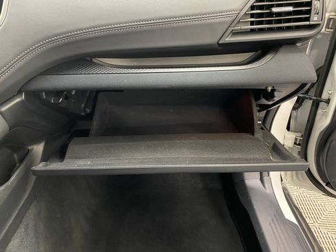 Used 2024 Subaru Outback Premium image 41