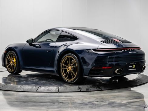 Used 2020 Porsche 911 Carrera RWD image 9