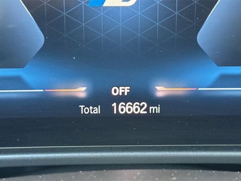 Used 2023 BMW 330e w/ Driving Assistance Package image 31