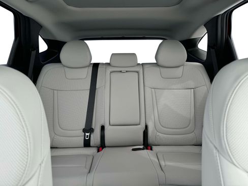 Used 2025 Hyundai Tucson SEL image 16