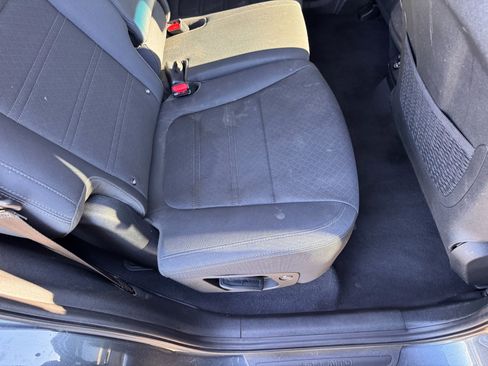 Used 2020 Kia Sorento LX image 58