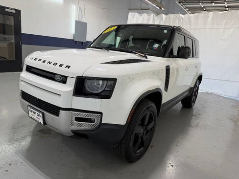 Used 2023 Land Rover Defender 110 SE AWD/4WD image 35