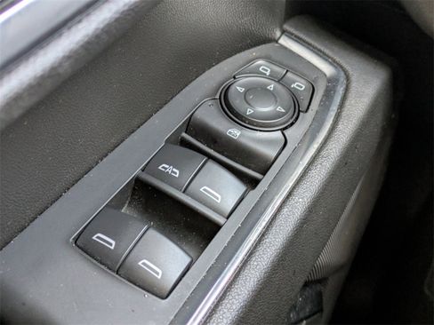 Used 2024 GMC Sierra 1500 Elevation image 28