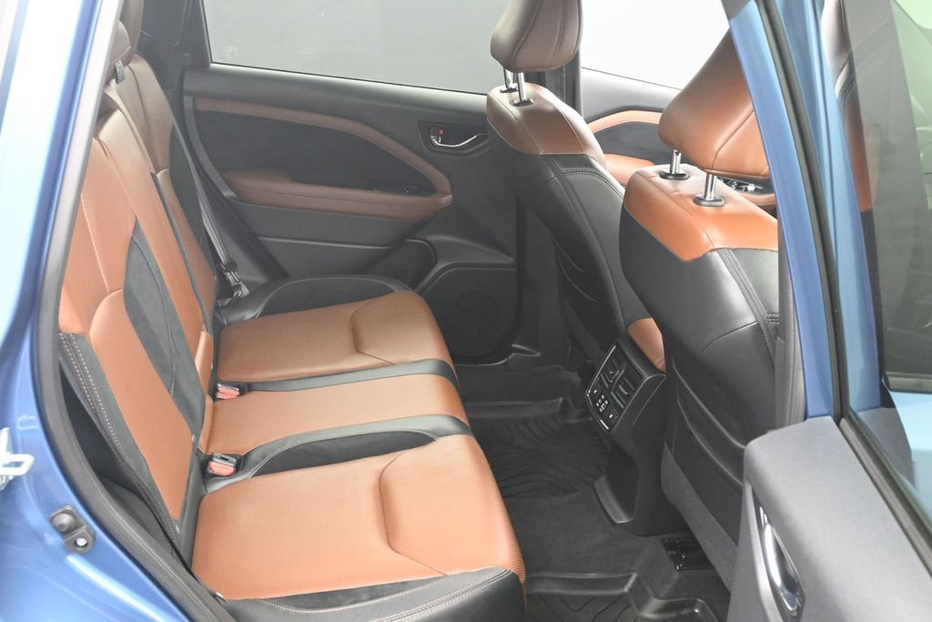Used 2025 Subaru Forester Touring AWD/4WD image 12
