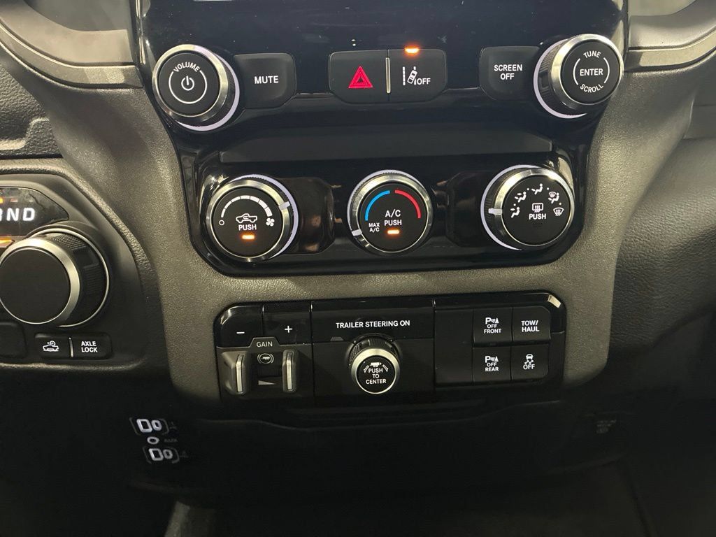 Used 2026 RAM 1500 Tradesman w/ Off Road Group AWD/4WD image 9