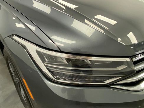 Used 2023 Volkswagen Tiguan SE image 10