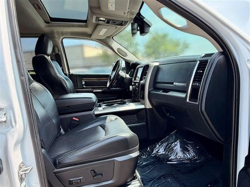 Used 2015 RAM 1500 Laramie w/ Convenience Group AWD/4WD image 15