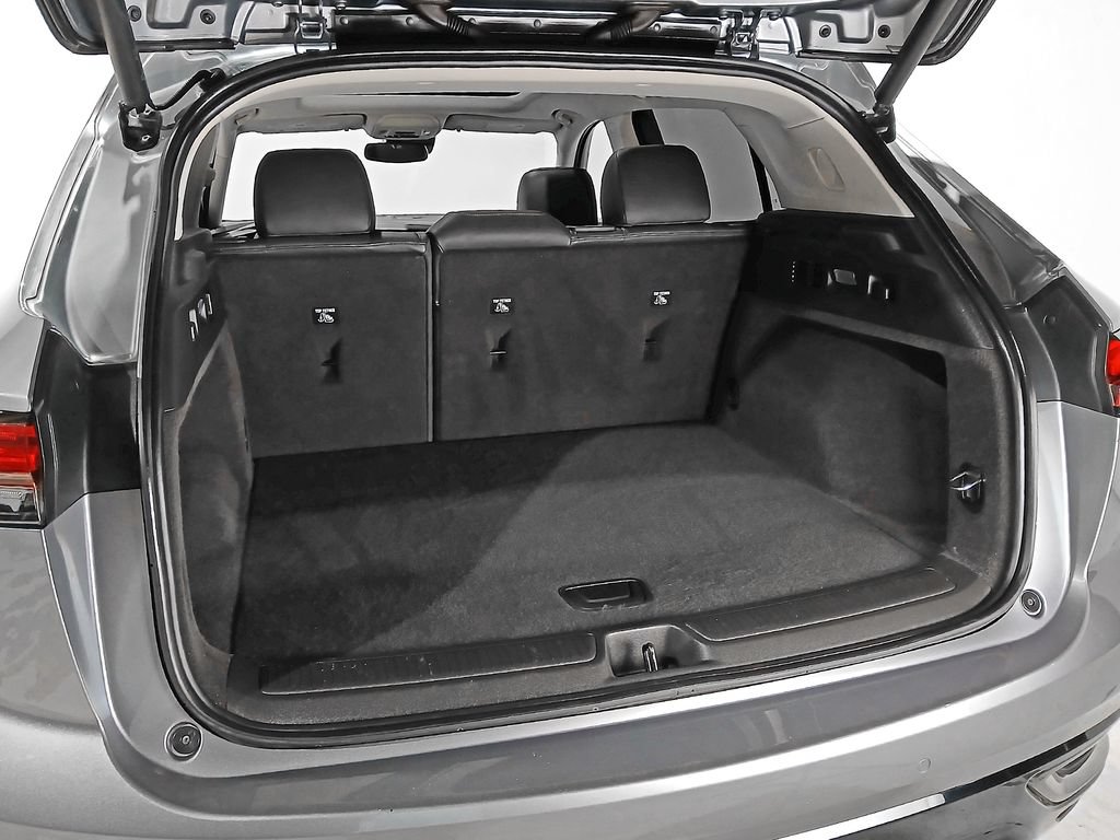 Certified 2022 Buick Envision Essence w/ Sport Touring Package FWD image 8
