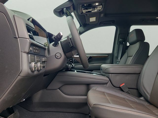New 2026 Chevrolet Tahoe High Country w/ Sun And Tow Package RWD image 22
