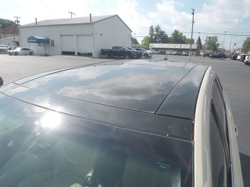 Used 2014 Lincoln MKT AWD w/ Equipment Group 201A image 4