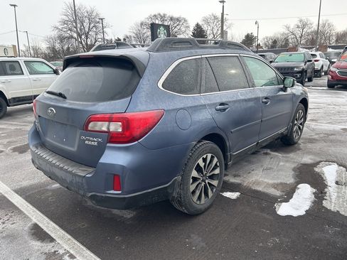 Used 2016 Subaru Outback 2.5i Limited image 4