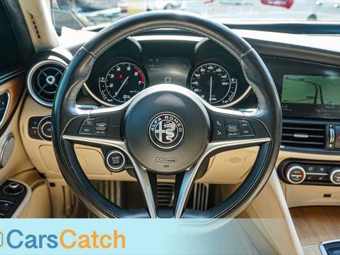 Used 2017 Alfa Romeo Giulia Ti w/ Lusso Light Wood Package image 32