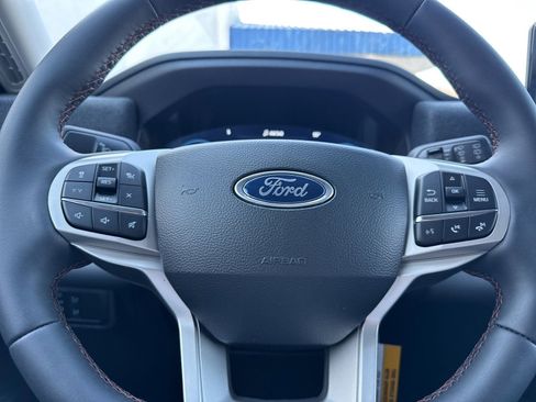 New 2026 Ford Explorer Active image 24