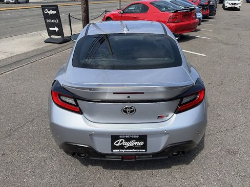 Used 2023 Toyota GR86 Premium RWD image 5