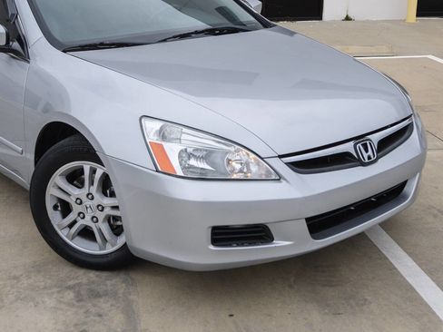 Used 2007 Honda Accord EX-L image 2