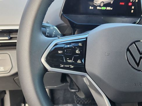 New 2026 Volkswagen ID.4 Pro image 9