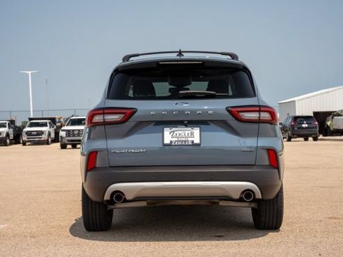 Used 2023 Ford Escape Platinum AWD/4WD image 6