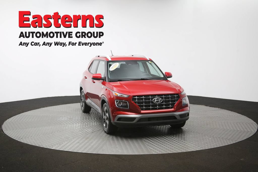 Used 2023 Hyundai Venue Limited FWD image 52