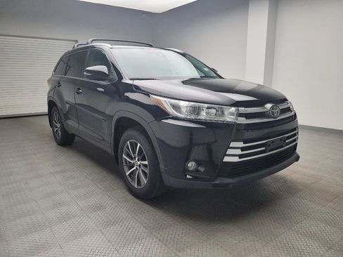 Used 2018 Toyota Highlander XLE image 13