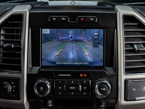 Used 2021 Ford F250 Lariat image 25