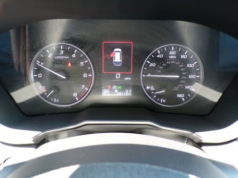 Used 2024 Subaru Outback Limited AWD/4WD image 25
